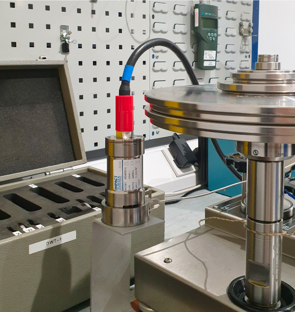 Depth & Temp Sensor Calibration of ISD4000 Depth Sensor